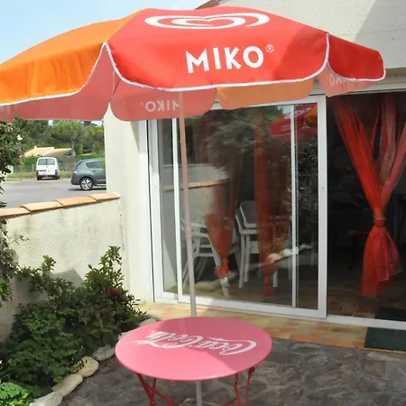 Dom wakacyjny Pavillon Des Loritz Grand-Village-Plage