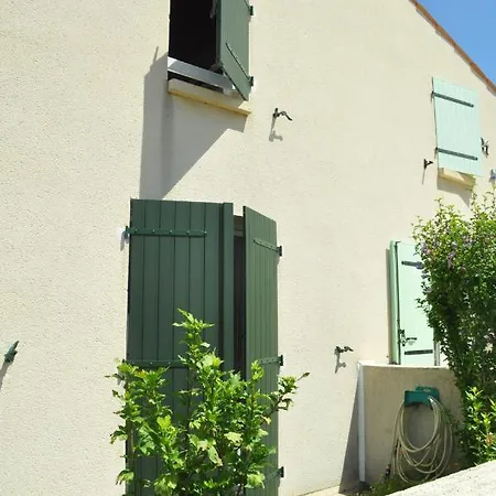 Pavillon Des Loritz * Grand-Village-Plage