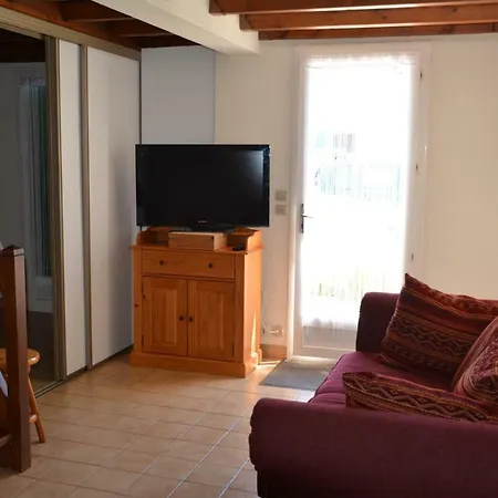 Pavillon Des Loritz * Grand-Village-Plage