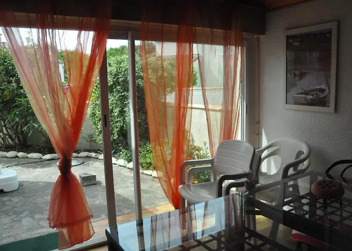 Pavillon Des Loritz Сasa de vacaciones *