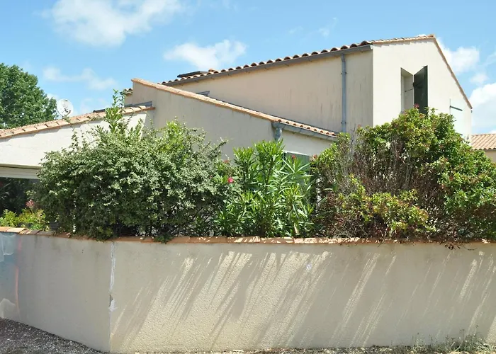 Pavillon Des Loritz *