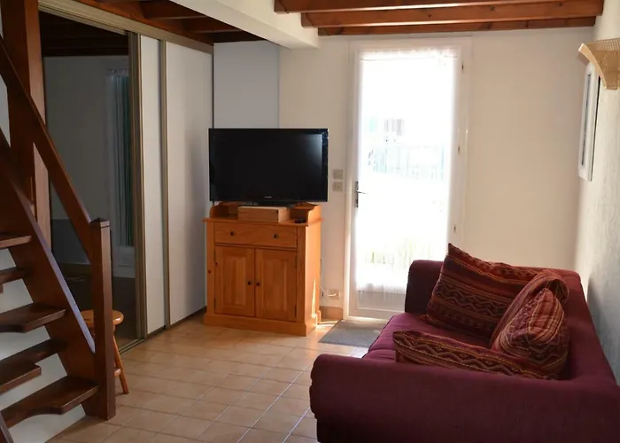 Pavillon Des Loritz * Grand-Village-Plage